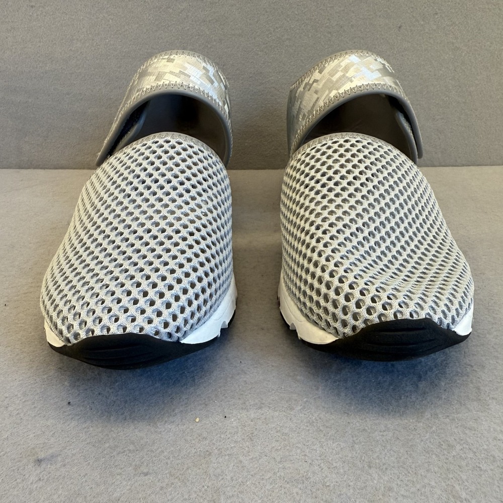 ALL BLACK Easy Mesh Mary Jane Shoes Silver Anthropologie New NWOT EUR40 / W10 - Picture 9 of 11